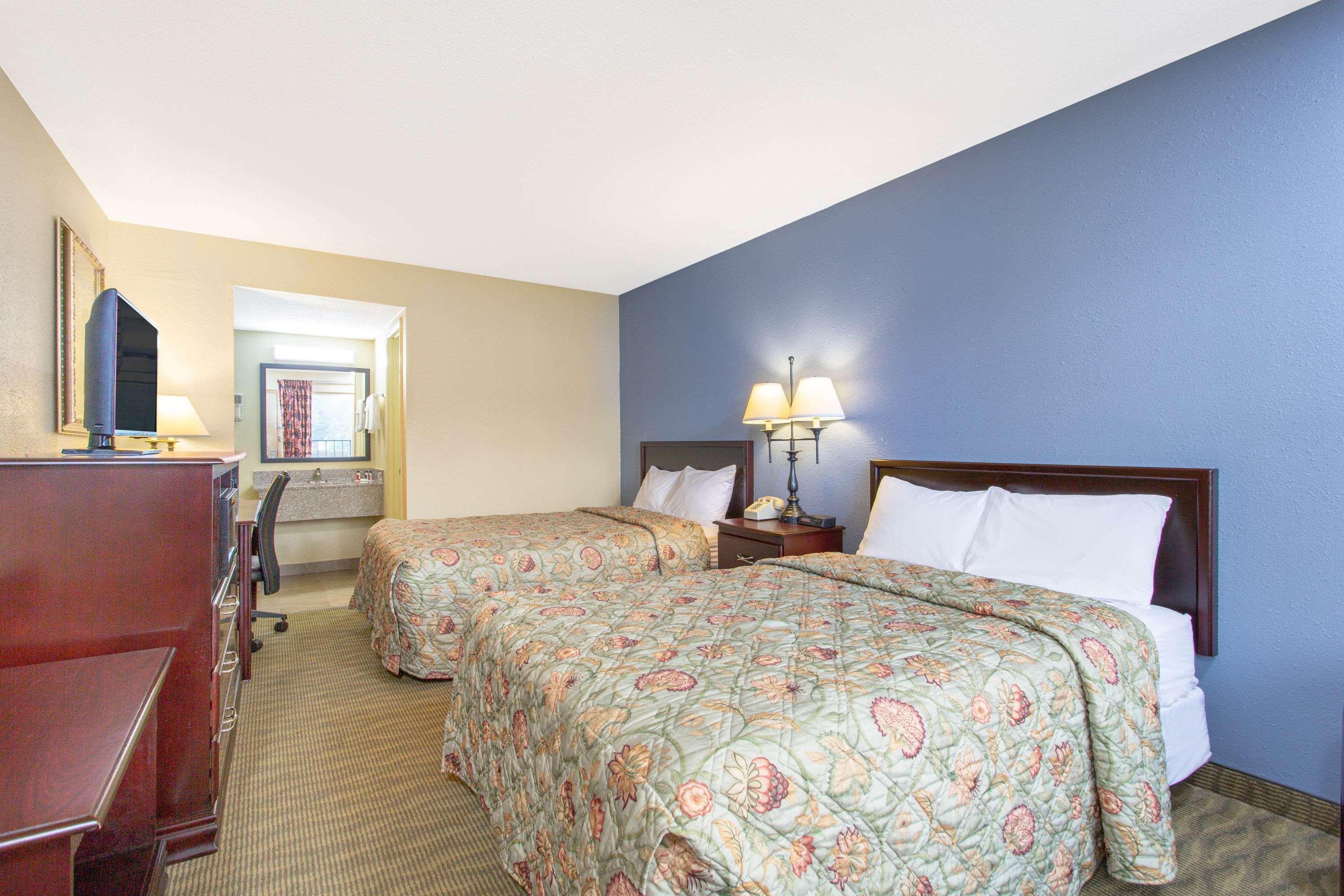 Days Inn By Wyndham Lexington Kültér fotó