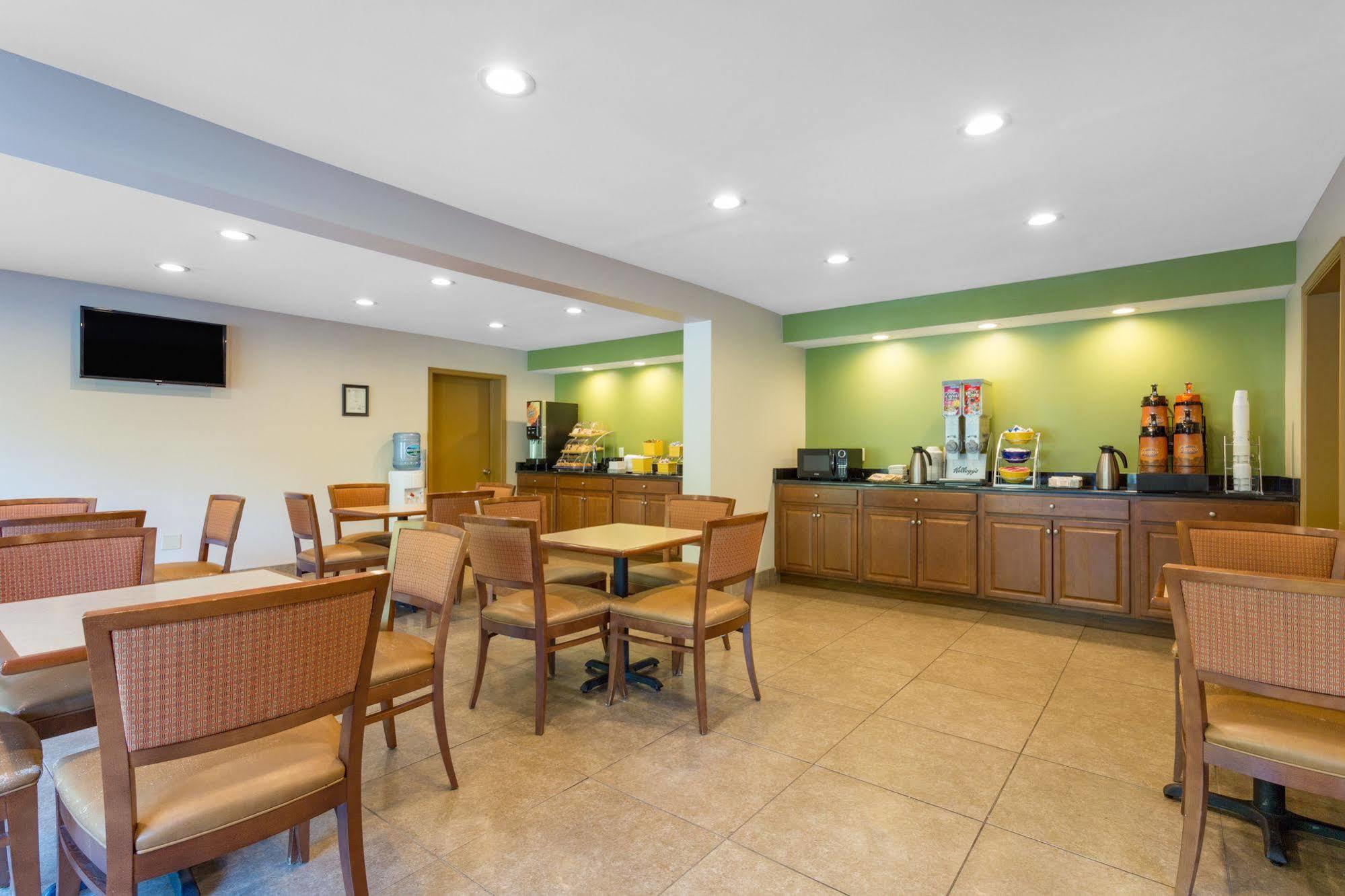 Days Inn By Wyndham Lexington Kültér fotó